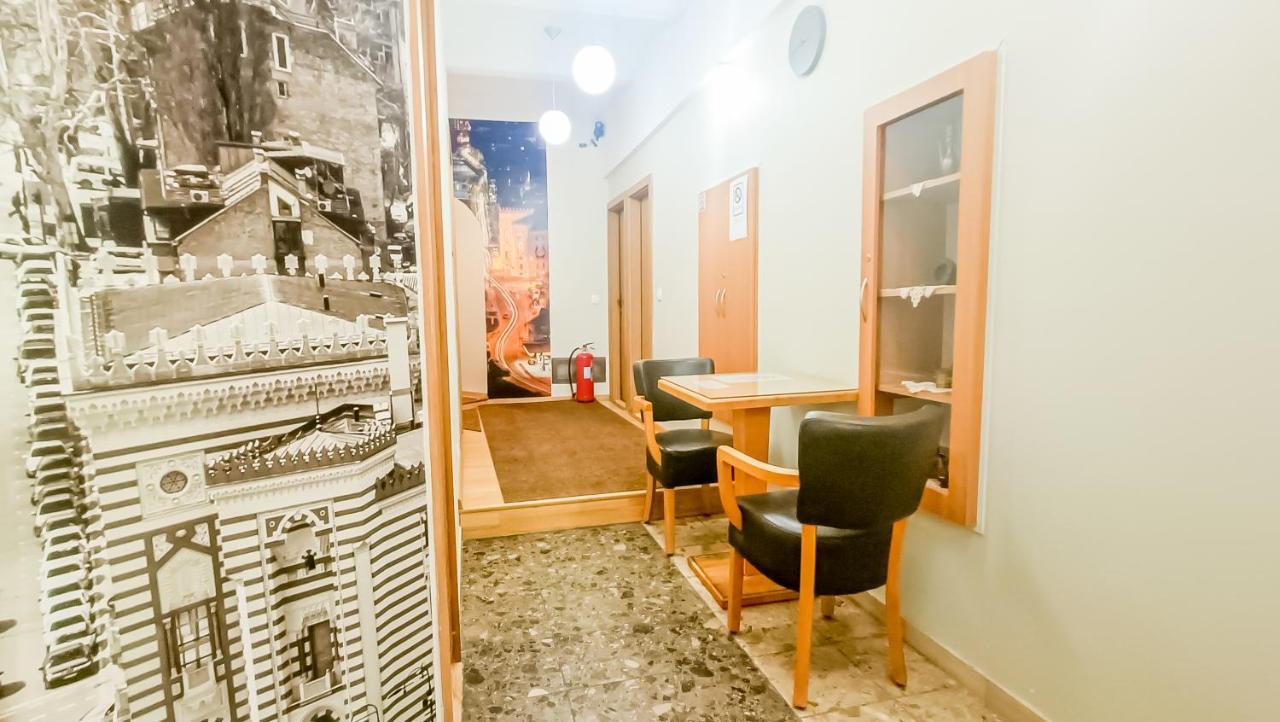 Bascarsija Guesthouse - Private Bath, Tv & Aircon 塞拉耶佛 外观 照片