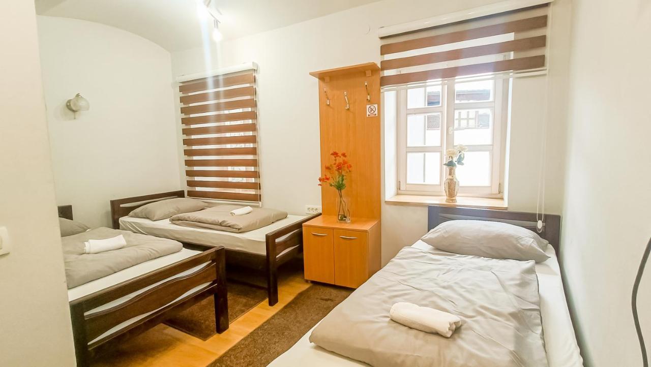 Bascarsija Guesthouse - Private Bath, Tv & Aircon 塞拉耶佛 外观 照片