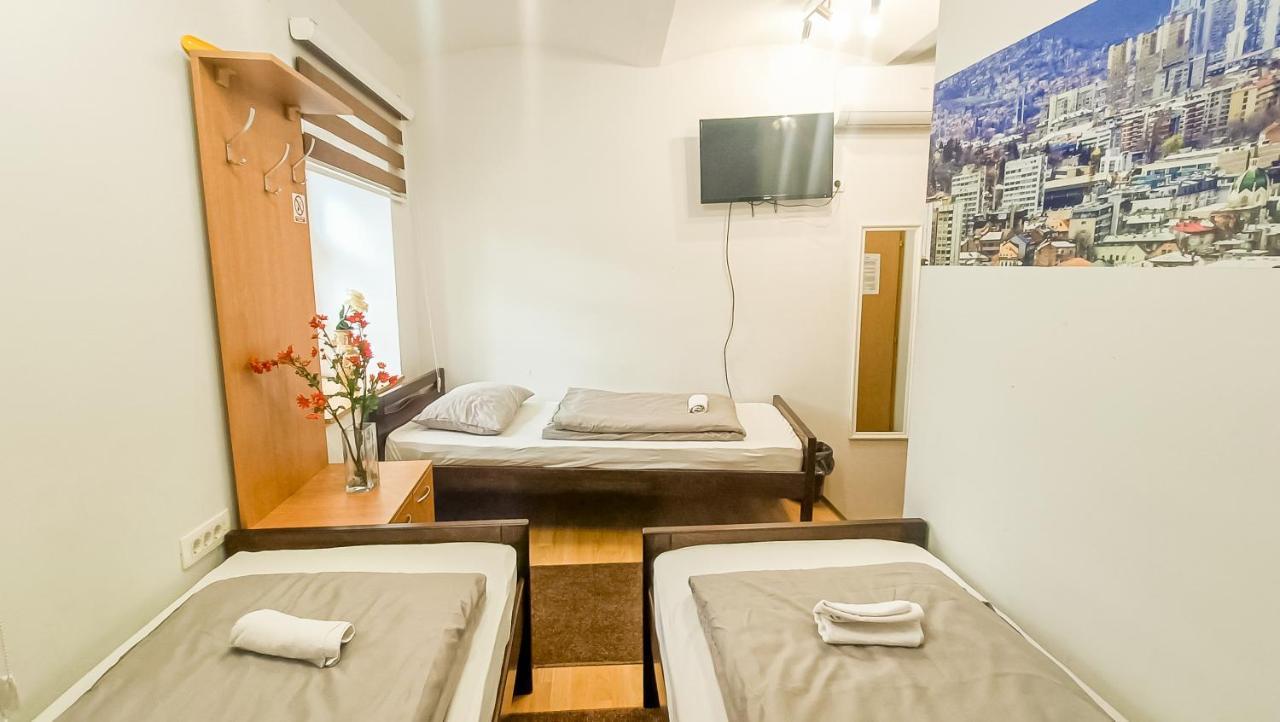 Bascarsija Guesthouse - Private Bath, Tv & Aircon 塞拉耶佛 外观 照片