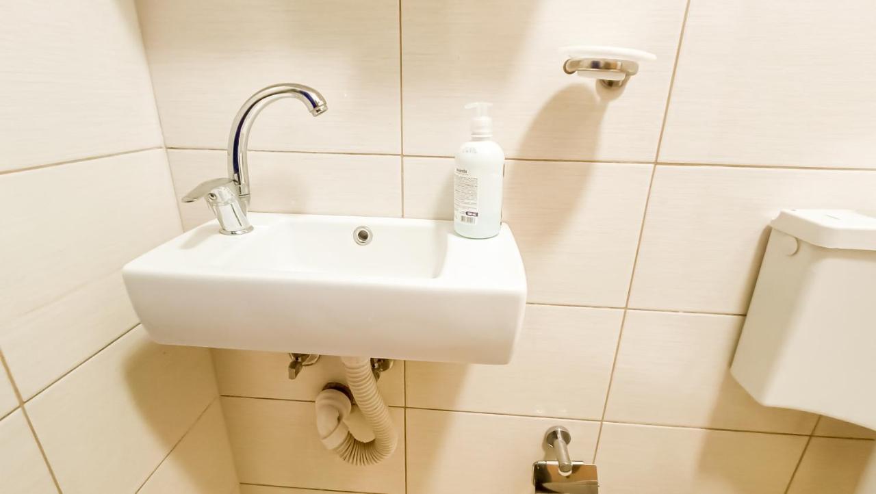 Bascarsija Guesthouse - Private Bath, Tv & Aircon 塞拉耶佛 外观 照片