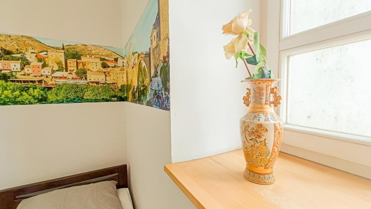 Bascarsija Guesthouse - Private Bath, Tv & Aircon 塞拉耶佛 外观 照片